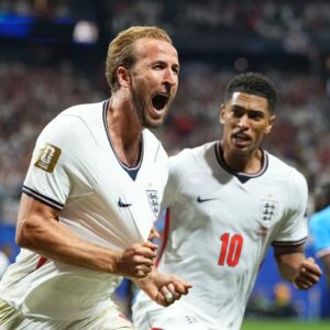Hary Kane selebrasi usai cetak gol ke gawang RD Kongo