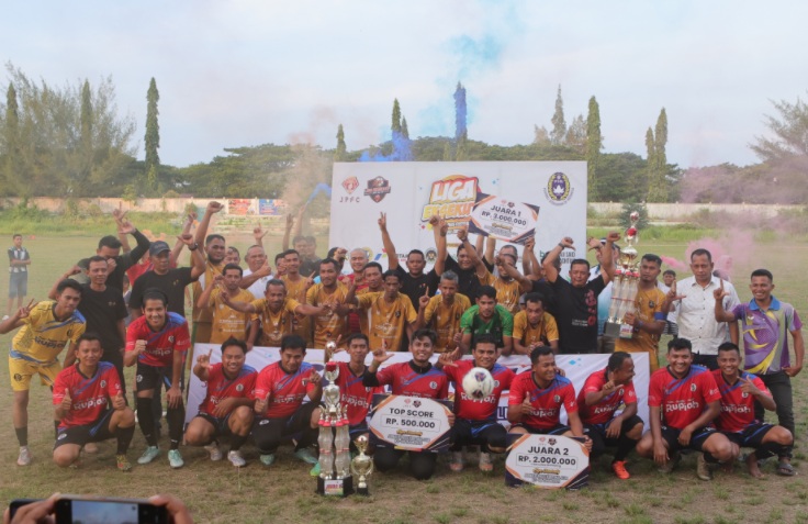 KJE FC kampiun dan BI FC runner up foto bersama