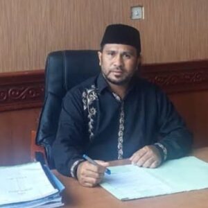 Kepala Sekretariat Baitul Mal Aceh Tengah Majid