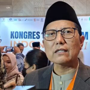 Ketua DSN MUI KH M Cholil Nafis