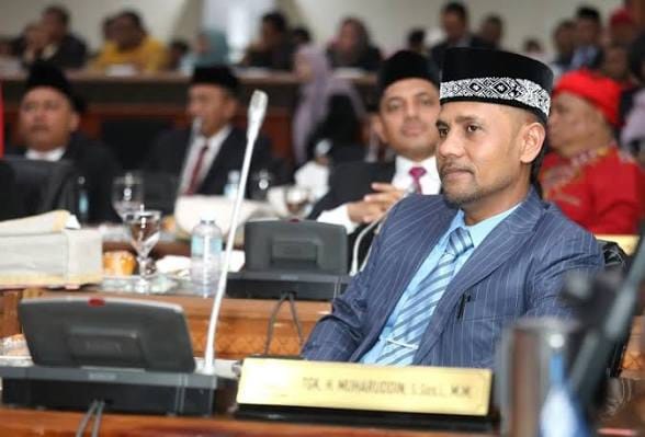Ketua Komisi I DPRA Teungku Muharuddin