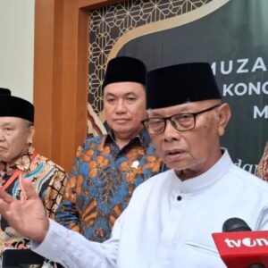 Kiai Anwar Iskandar Ketua Umum MUI
