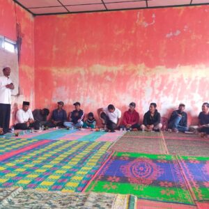 Komisioner BMK Aceh Tengah pengarahan di Dusun Kala