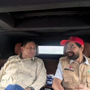 Mualem saat bersama Prabowo Subianto