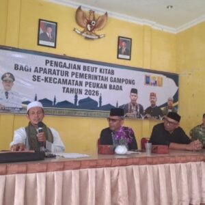 Pembukaan Beut Kitab aparatur desa Kec Peukan Bada