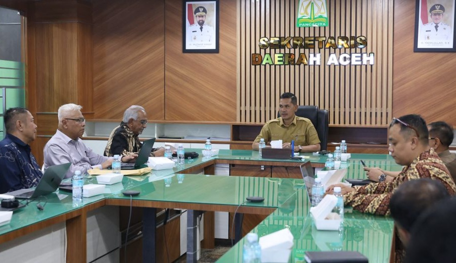 Sekda Aceh M Nasir menerima tim PT Indoasia Oil Tank Terminal