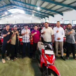 Sepeda motor untuk imam gampong Aceh Utara