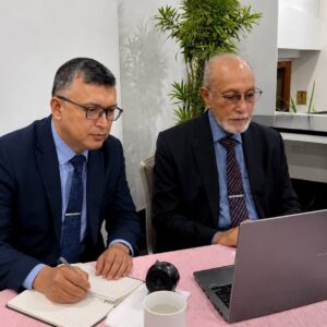 Wali Nanggroe dan Staf Khusus Raviq