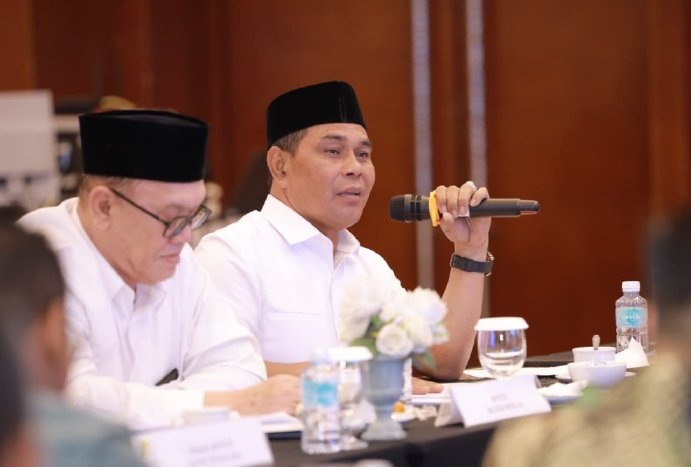 Bupati Syech Muharram saat FGD rehab rekon pascabencana