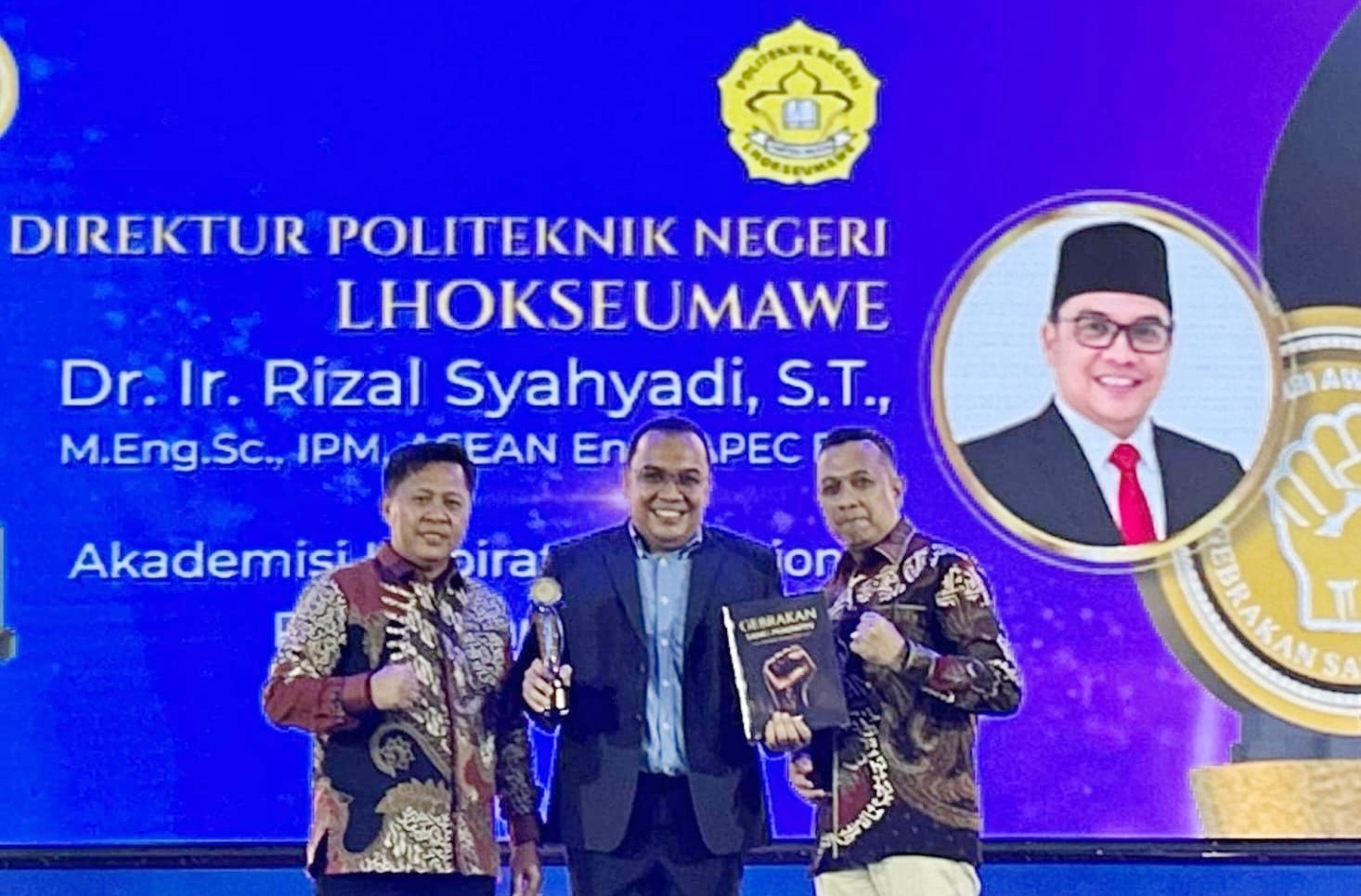 Direktur PNL Rizal Syahyadi terima Serambi Awards 2026