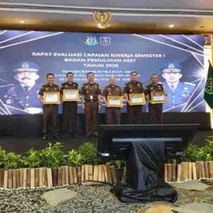 Kejati Aceh terima penghargaan