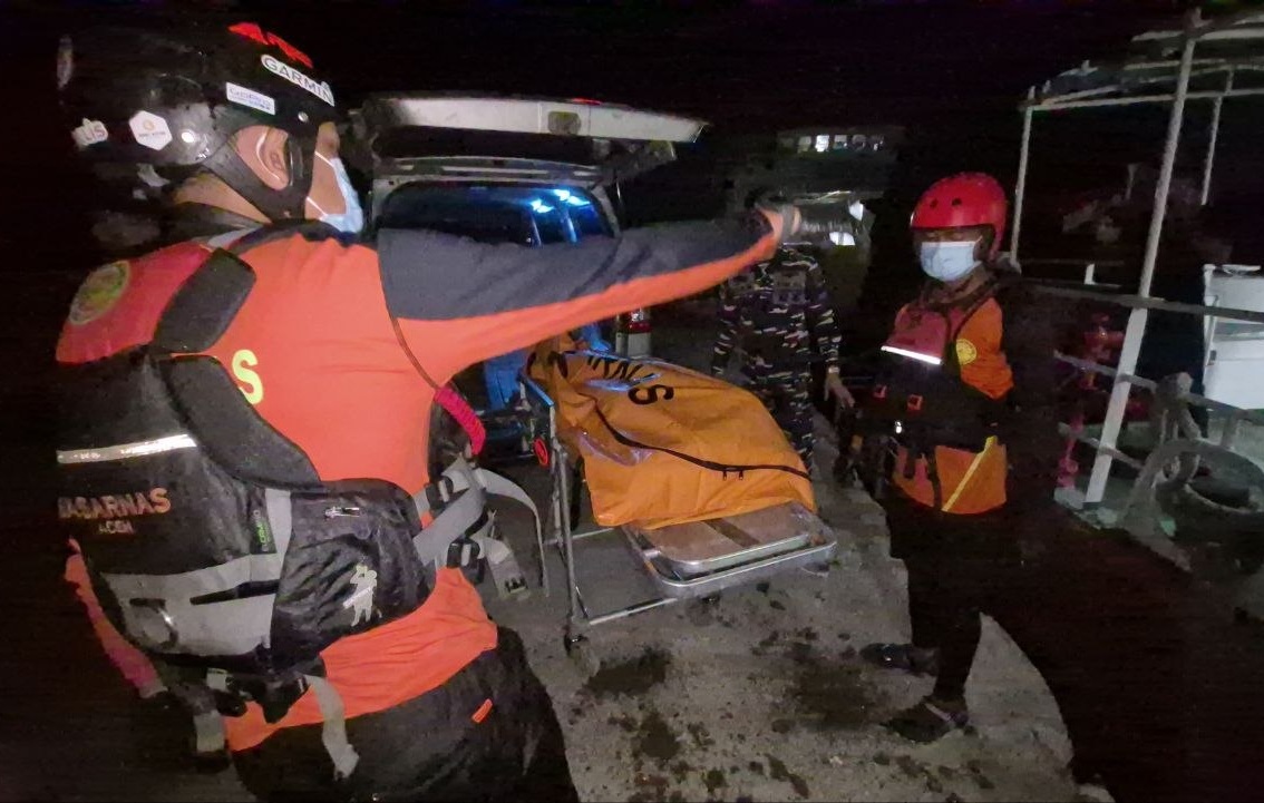 Tim SAR evakuasi jenazah korban tenggelam Pantai Lhok Keutapang