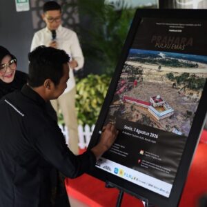 Wali Kota Illiza buka pameran prafara pulau emas
