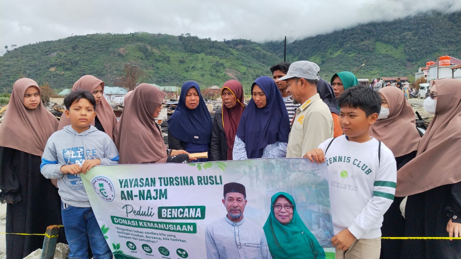 Yayasan Tursina bantu korban kebakaran Jeget Ayu
