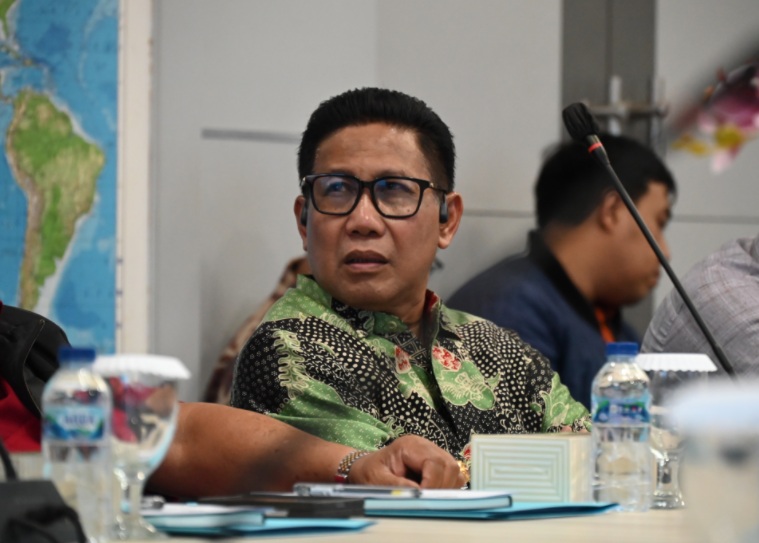 Abdul Halim Iskandar Anggota Komisi I DPR RI
