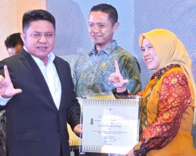 Anita Destiani raih penghargaan Bhakti Adipustaka Sumsel 2026