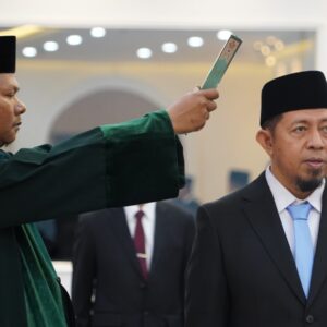 Basnang Said dilantik sebagai Dirjen Pesantren Kemenag