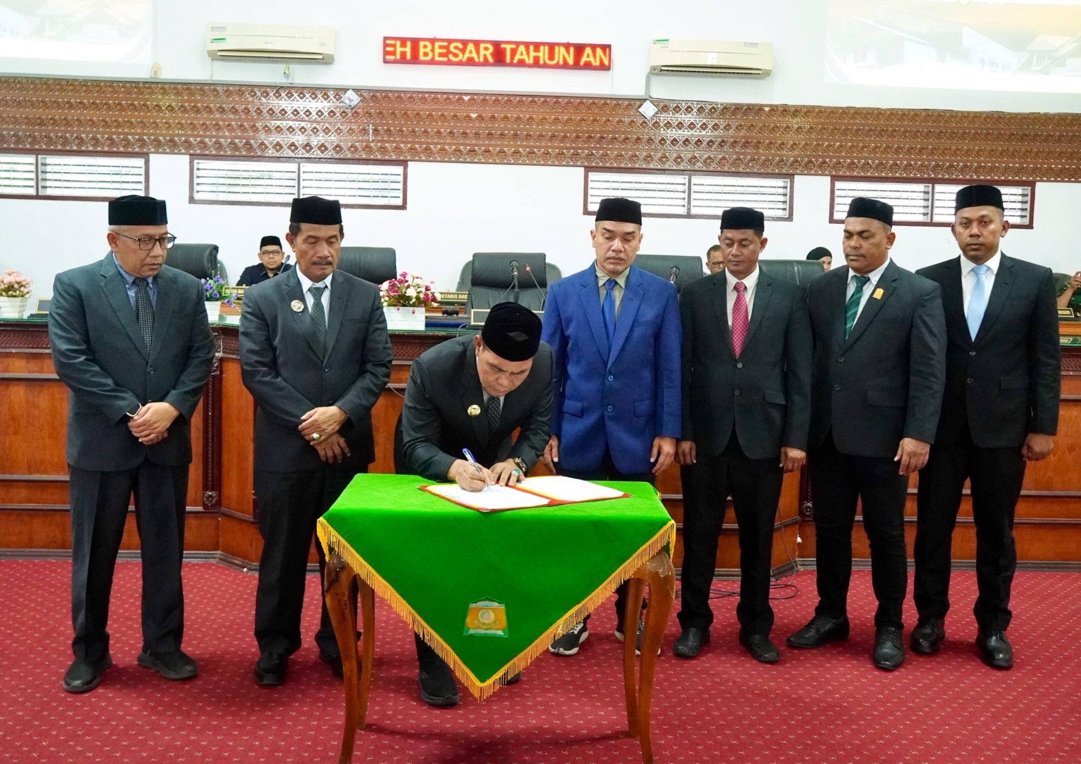 Bupati DPRK Aceh Besar sepakati Perubahan KUA PPAS 2026