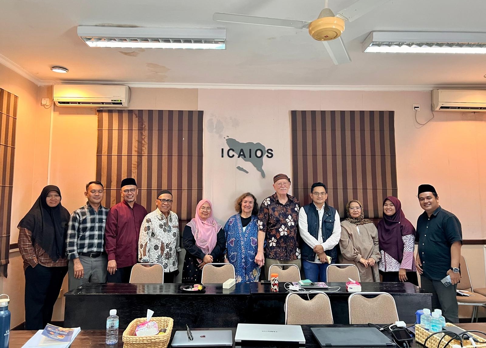 ICAIOS dan akademisi internasional