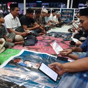 Jurnalis Lhokseumawe yasinan untuk lima jurnalis hilang kontak