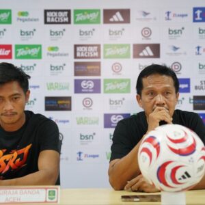 Pelatih Persiraja Jaya Hartono jumpa pers