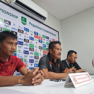 Pelatih Persiraja Jaya Hartono usai kalah dari Semen Padang
