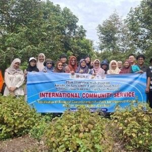 Peneliti USK dan akademisi USM berdialog dengan petani nilam Aceh Besar