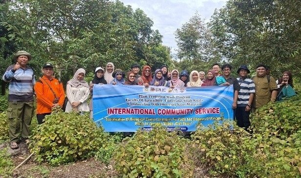 Peneliti USK dan akademisi USM berdialog dengan petani nilam Aceh Besar
