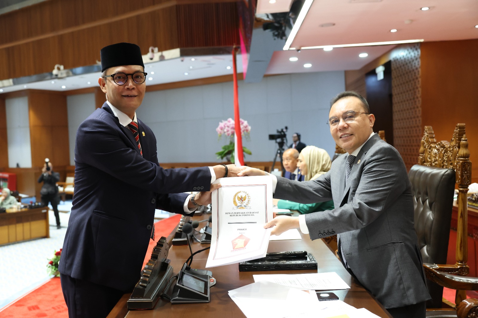 TA Khalid serah pendapat Fraksi Gerindra RUU UUPA