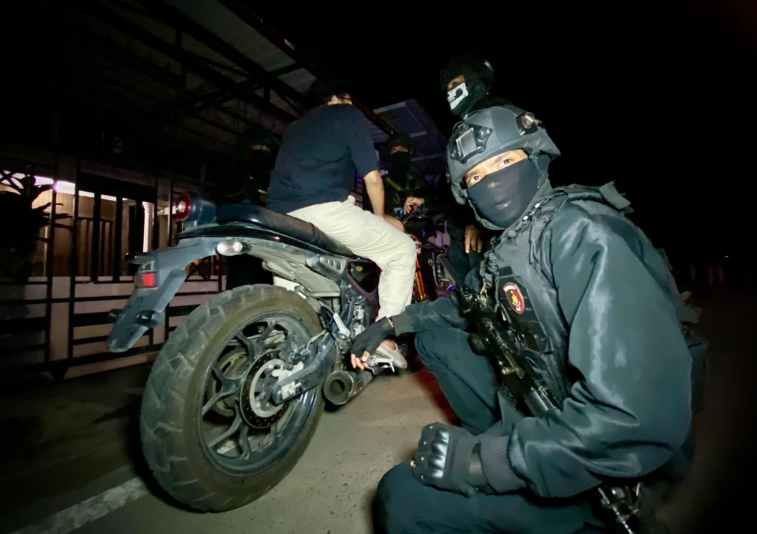 Tim Star Reborn Polres Lhokseumawe berhentikan motor knalpot brong
