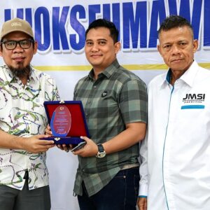 Feri Fernandes raih penghargaan JMSI dan PWI Award 2026