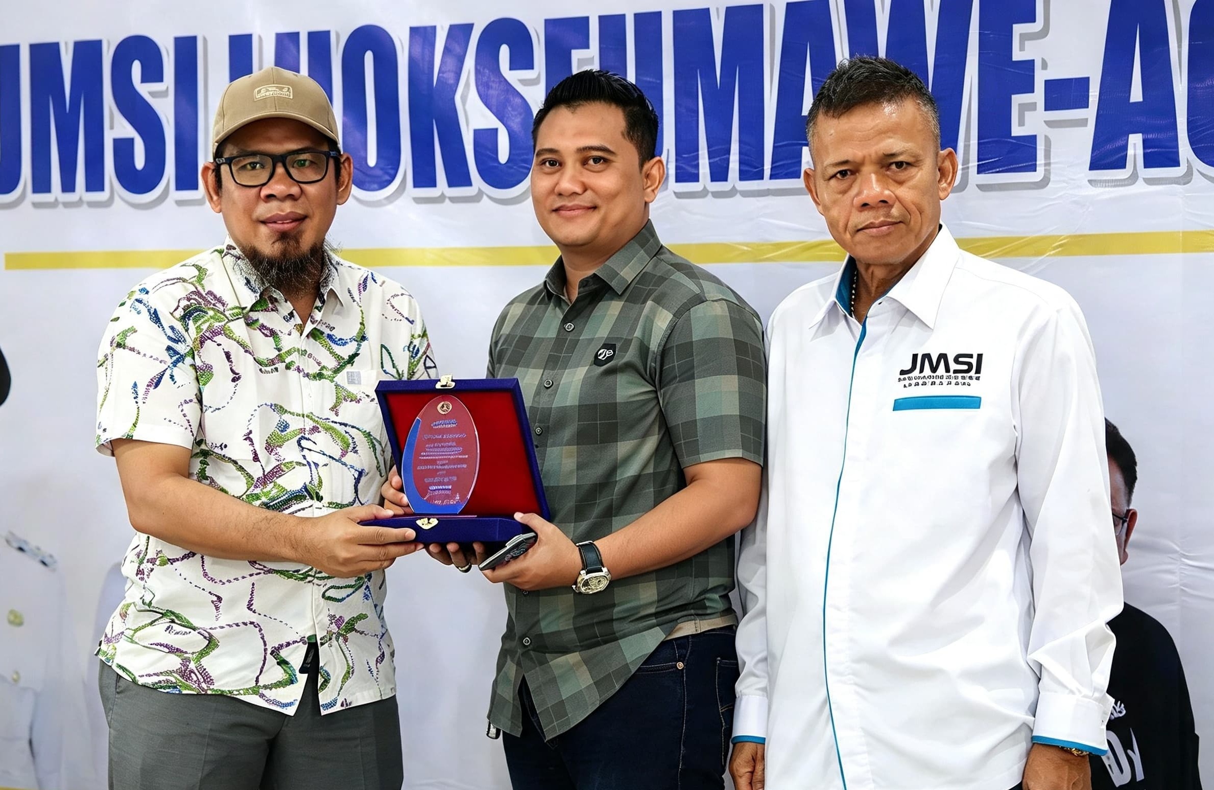 Feri Fernandes raih penghargaan JMSI dan PWI Award 2026