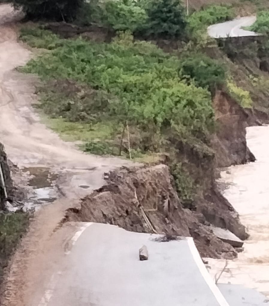 Jalan Gayo Lues Abdya putus