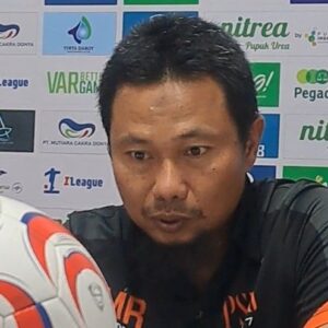 Pelatih kepala Persiraja Banda Aceh Muhammad Ridwan1