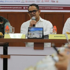Plt Aceh taufik diskusi perkembangan rehab rekon